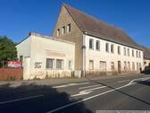 Bild 1 - Sanierungsbedürftiges Mehrfamilienhaus mit Gewerbepotenzial in Könnern