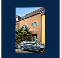 2 Wohneinheiten unter einem Dach - gepflegtes Reihenhaus mit Garten und Wintergarten - Teilvermietet - Bremen Westend