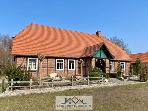 Ansicht - 5 Zimmer Einfamilienhaus zum Kaufen in Finkenthal