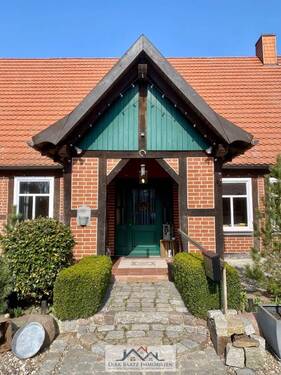 Eingang - Einfamilienhaus mit 185,00 m&sup2; in Finkenthal zum Kaufen