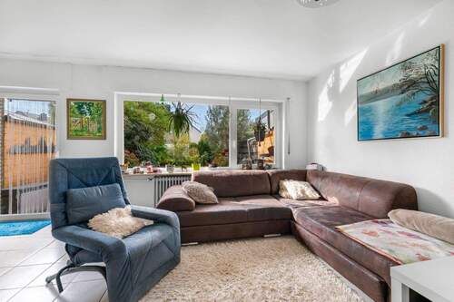 Gartenzugang - Reihenmittelhaus mit 139,00 m&sup2; in Pulheim zum Kaufen