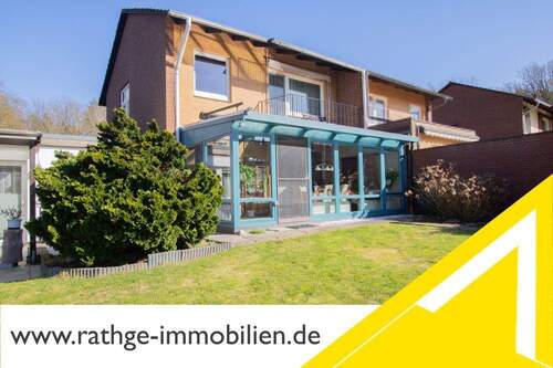 Titelbild - Geesthacht: Gepflegte Doppelhaushälfte mit Garage, Wintergarten und Balkon!
