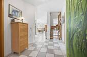 Flur - 7 Zimmer Einfamilienhaus in Wilhelmshaven