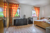 Schlafzimmer 1, 1.OG - 