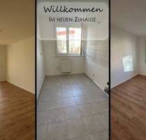 Wie wärs damit? Drei Zimmer-Wohnung mit Aufzug und Balkon - Plauen Westend