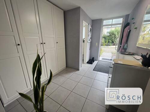 Eingangsbereich Erdgeschoss - 