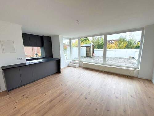 Bild 1 - 3,5-Zimmer ETW mit großer Dachterrasse, Erstbezug nach Sanierung, inkl. TG-Stellplatz, ohne Courtage