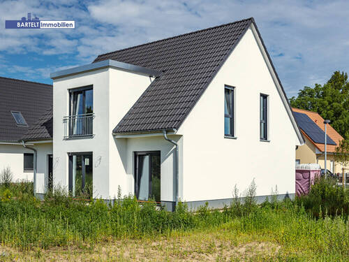 Haus - 5 Zimmer Einfamilienhaus zum Kaufen in Pattensen / Schulenburg