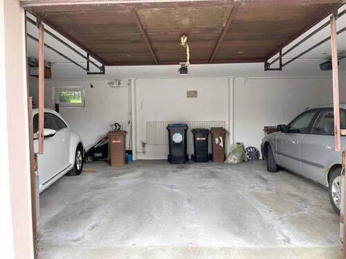Garage - 