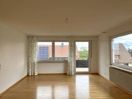 Wohnzimmer - 4 Zimmer Etagenwohnung zur Miete in Freudenstadt