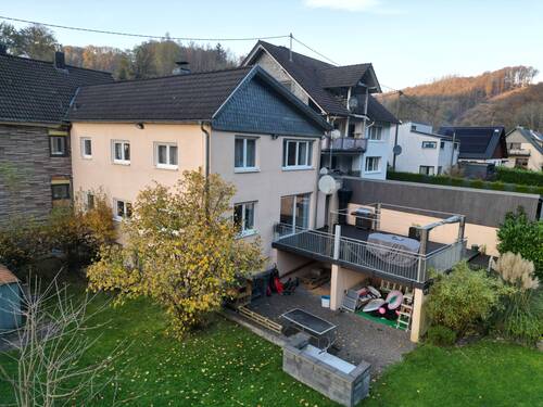 Aussenansicht - 6 Zimmer Doppelhaushälfte zum Kaufen in Gummersbach