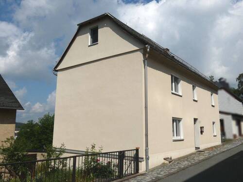 Ansicht Südost - Einfamilienhaus mit 195,00 m² in Hirschberg zum Kaufen