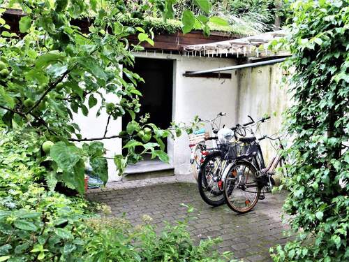 Hinterhof, Blick 1 - 