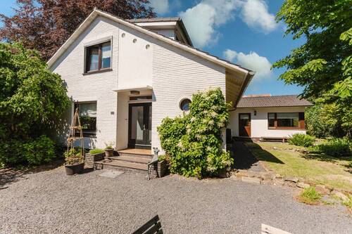 Bild 2 - 5 Zimmer Einfamilienhaus zum Kaufen in Uelsen