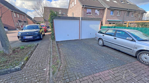 Garage - 5 Zimmer Reihenmittelhaus zum Kaufen in Rheinberg