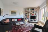Wohnzimmer - 7 Zimmer Doppelhaushälfte zum Kaufen in Bielefeld