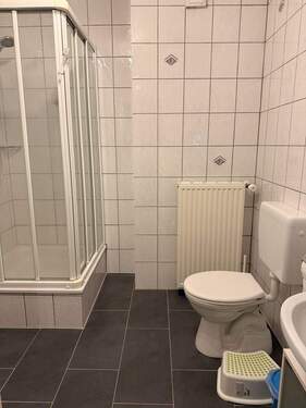 Bad im OG mit Dusche - 