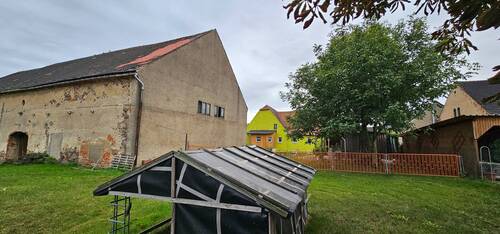 Grundstück hinter der Scheune - 