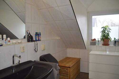 Badezimmer im Obergeschoss - 