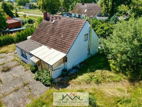 dji_fly_20250701_112802_545_1751362285283_photo - 4 Zimmer Einfamilienhaus in Kletzin