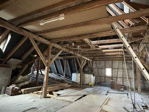 Scheunenteil ausbaufähig - 