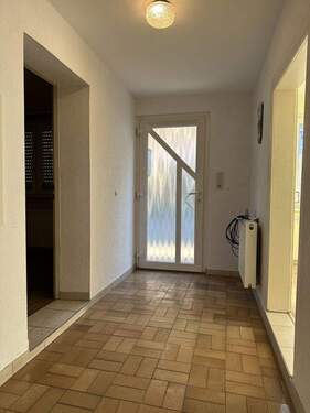 Eingangsbereich - 8 Zimmer Einfamilienhaus in Sulz am Neckar / Fischingen