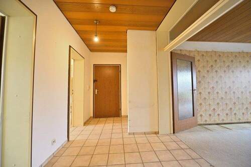 Flur Diele - 2 Zimmer Etagenwohnung in Nürnberg