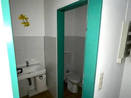 WC - 