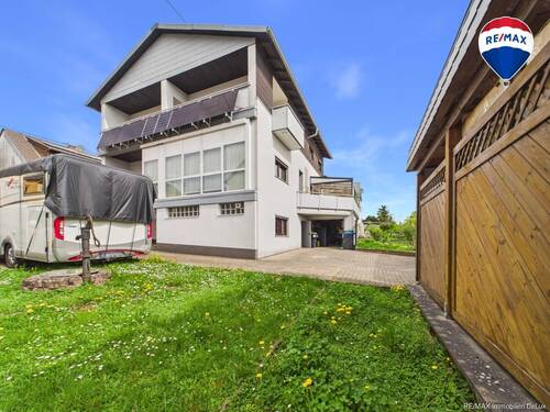 Haus Hintereansicht - 8 Zimmer Mehrfamilienhaus, Wohnhaus zum Kaufen in Saarbrücken / Dudweiler