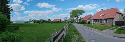 Grundstück Sicht von Blumenstr - Attraktives Baugrundstück in Warnow bei Bützow - ideal für Ein-, Zwei- oder Mehrfamilienhäuser