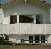 Separat Wohnen mit Sicht. - 825,00&nbsp;EUR Kaltmiete, ca.&nbsp; 46,00&nbsp;m&sup2;&nbsp;Wohnfl&auml;che in Immenstaad am Bodensee (PLZ: 88090) Kippenhausen