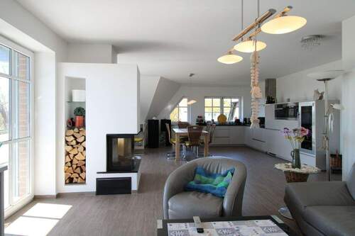 Wohnung 1 Küchenbereich - 8 Zimmer Mehrfamilienhaus, Wohnhaus in Mönchgut