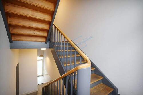 ALTBAU-TREPPENHAUS - 