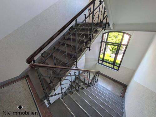 Treppenhaus - 2 Zimmer Etagenwohnung in Zwickau