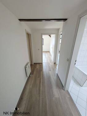 Flur - Etagenwohnung mit 55,20 m&sup2; in Zwickau zur Miete