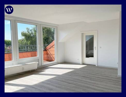 Wohnzimmer - Nur noch einziehen! Helle 3 Zimmer Wohnung mit Balkon, leichte Schrägen, Bad mit Wanne