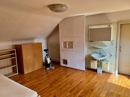 Zimmer 1 im Dachgeschoss - 