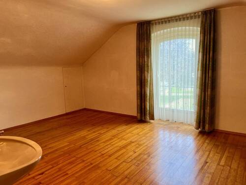 Zimmer 2 im Dachgeschoss - 