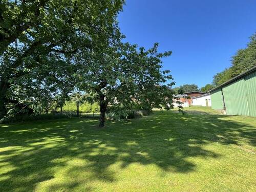 Grundstück rückwärtig - 