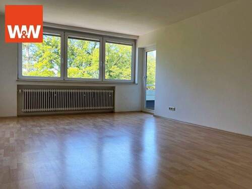Wohnzimmer - 2 Zimmer Etagenwohnung zum Kaufen in Haar