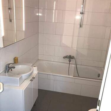 da494629-7362-4608-93f2-680f8f79ce1d.jpg - 