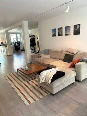 Sofaecke.jpeg - 3 Zimmer Etagenwohnung in Hamburg