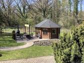 IBlick auf den Gartenpavillion - 