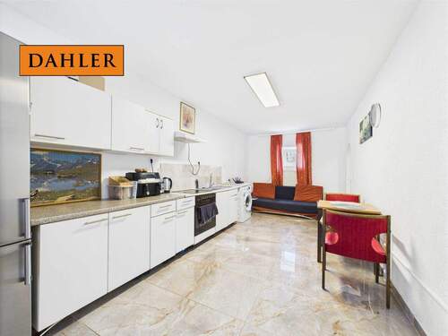 Wohn-Esszimmer Vermietet EG - Mehrfamilienhaus, Wohnhaus mit 245,00 m² in Bissingen zum Kaufen