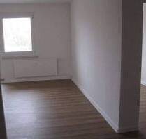 Schöne 3 Raumwohnung mit Balkon - Chemnitz Hutholz