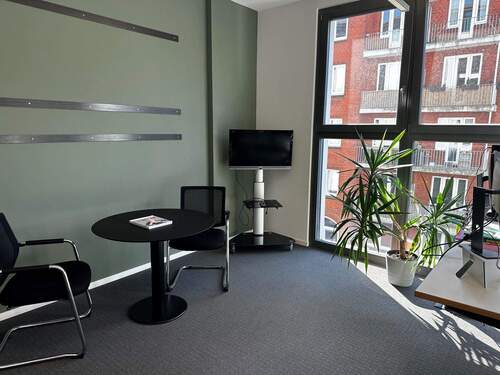 Büro7.jpg - 