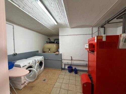 Waschhaus mit ÖL-Lager - 