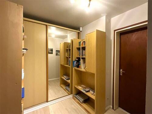 Flur Sockelgeschoss - 