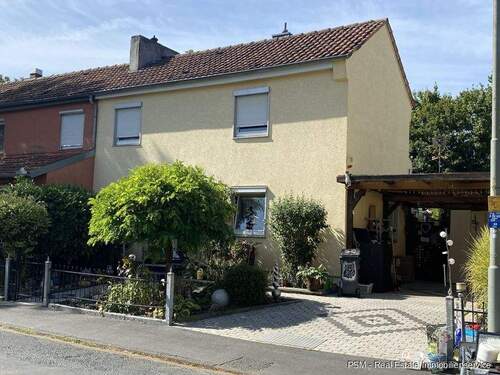 Ansicht Front - 3 Zimmer Reihenendhaus zum Kaufen in Frankfurt am Main / Frankfurter Berg