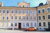 Fassade 1 von 2 - Teilvermietetes MFH mit 13 Einheiten und Wertsteigerungspotenzial zur flexiblen Nutzung in Chemnitz